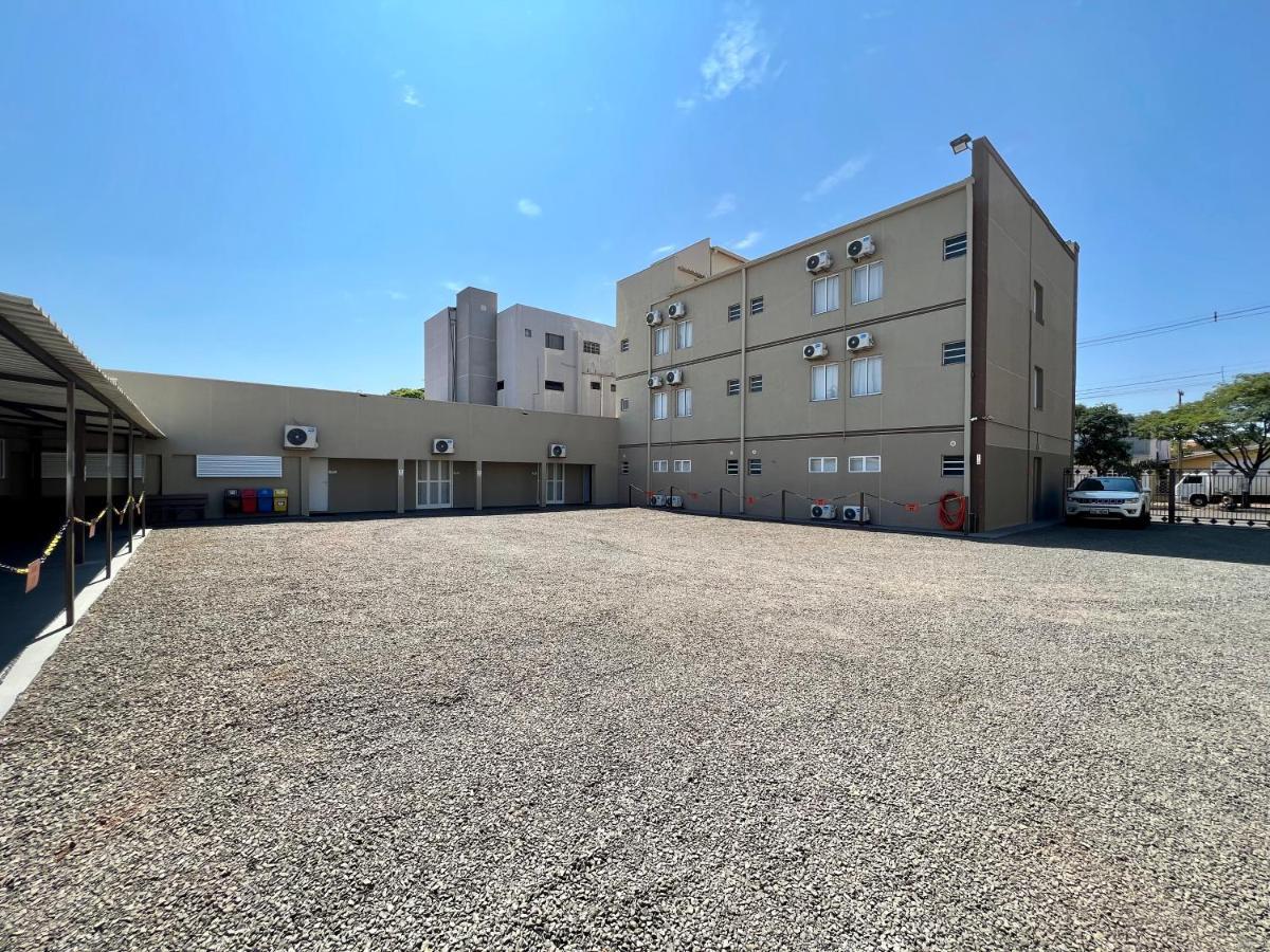 Guaicurus Hotel former Sunan airport Exterior foto